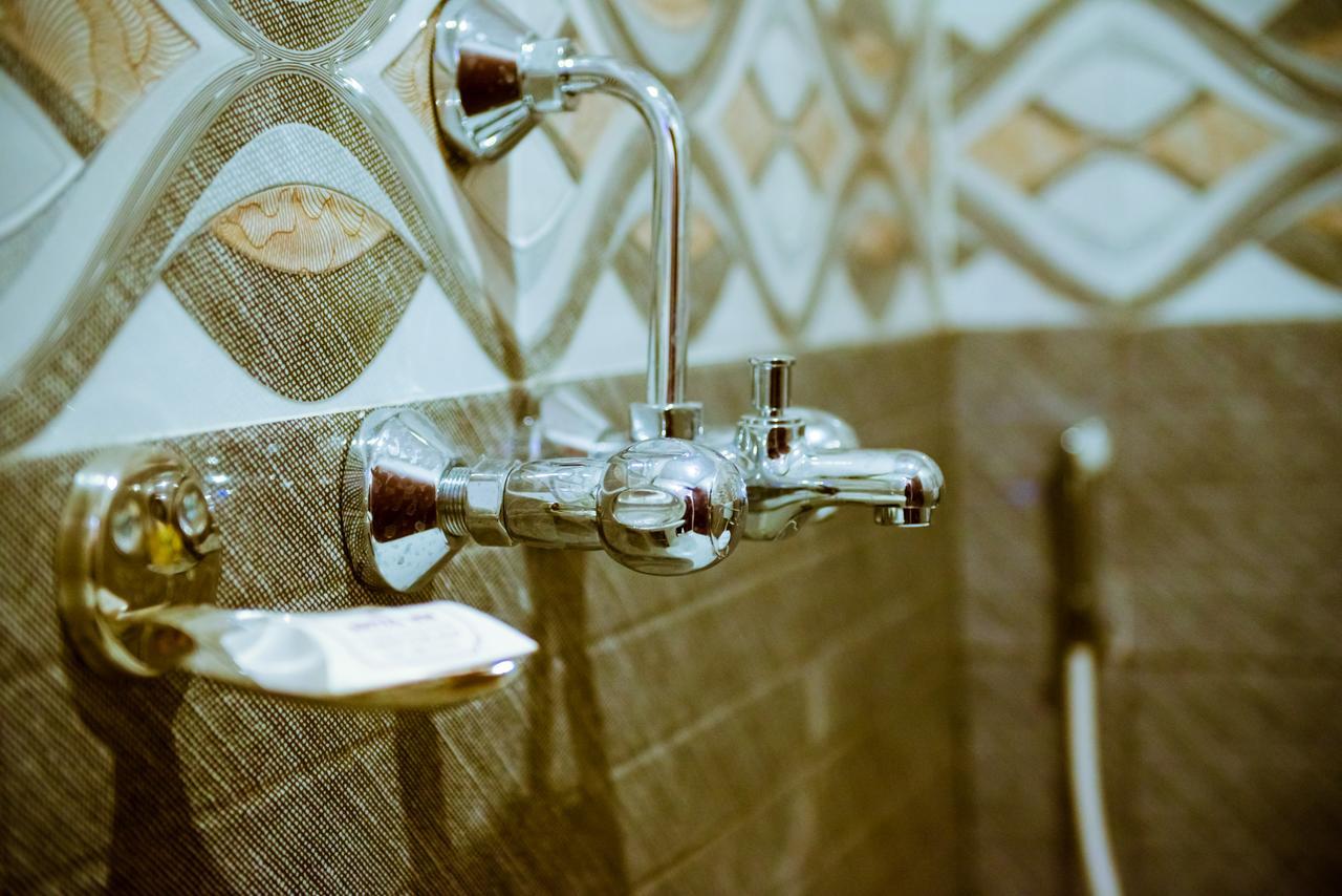 Hotel Mm Γουβαχάτι Εξωτερικό φωτογραφία