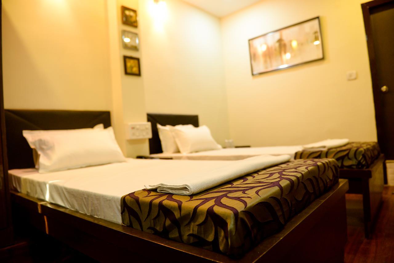 Hotel Mm Γουβαχάτι Εξωτερικό φωτογραφία
