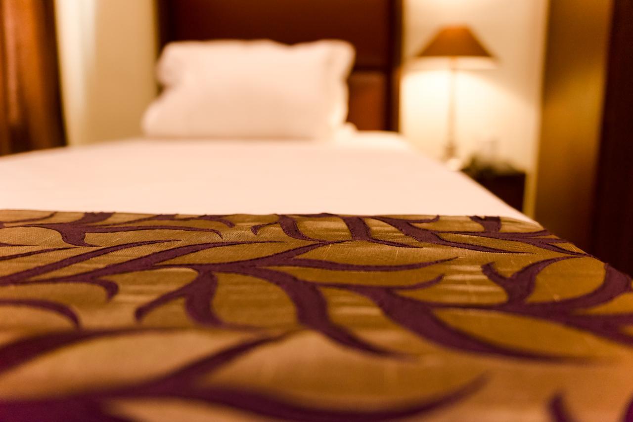 Hotel Mm Γουβαχάτι Εξωτερικό φωτογραφία