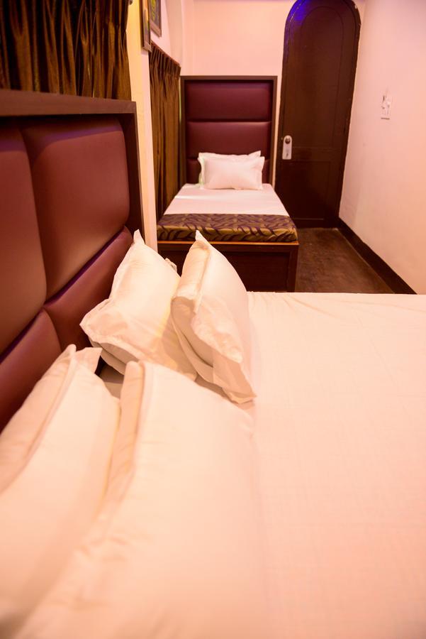 Hotel Mm Γουβαχάτι Εξωτερικό φωτογραφία